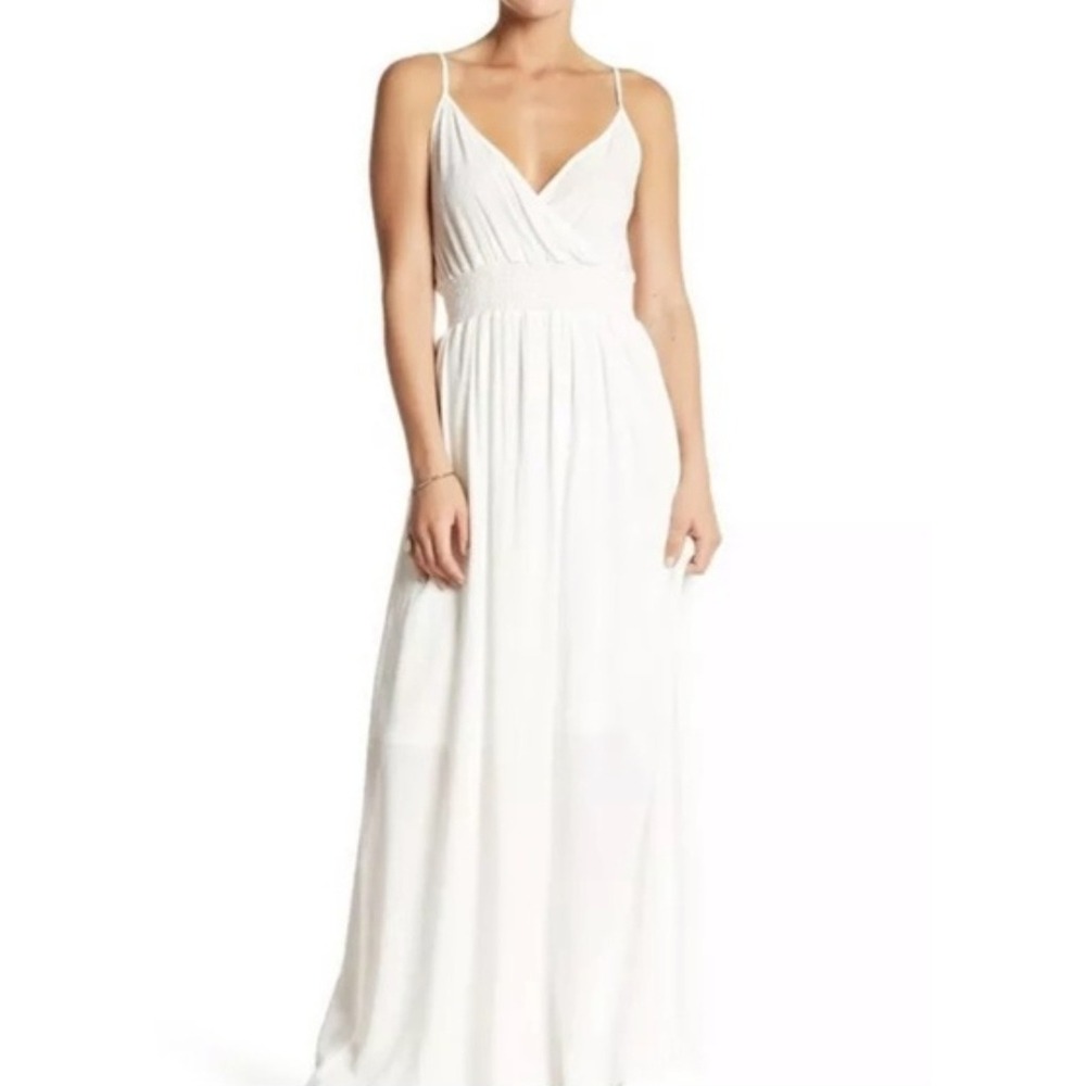 West Kei White Crinkle Maxi‎ Dress Smocked Waist V-Neck New W/Tag Size Medium